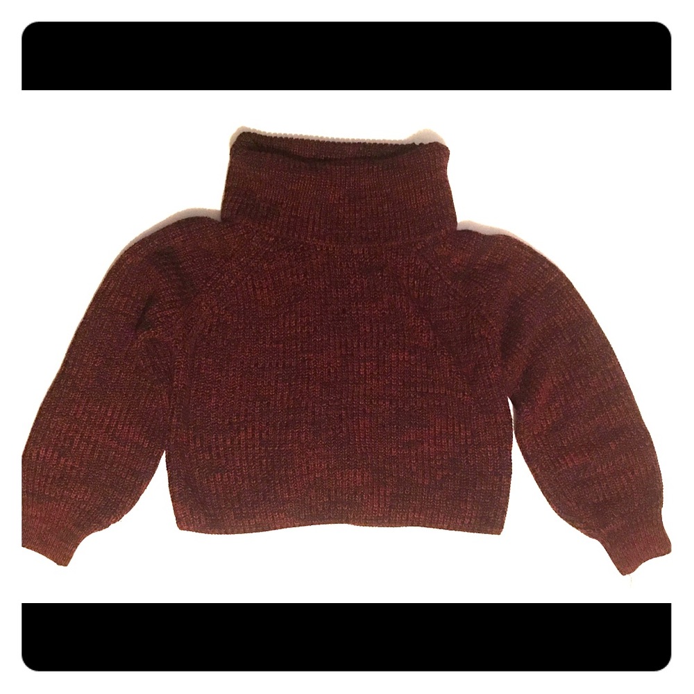 Cropped knit purple sweater, size Small.
